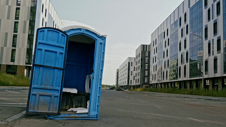 Best VIP or Luxury Restroom Trailers  in Holyoke, CO